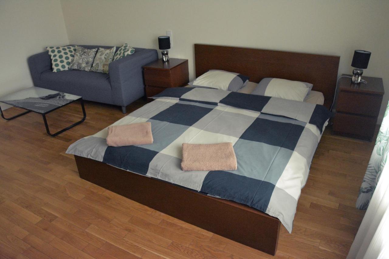 Apartament Debnicki Daire Krasków Dış mekan fotoğraf