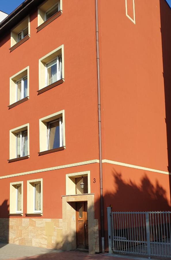 Apartament Debnicki Daire Krasków Dış mekan fotoğraf